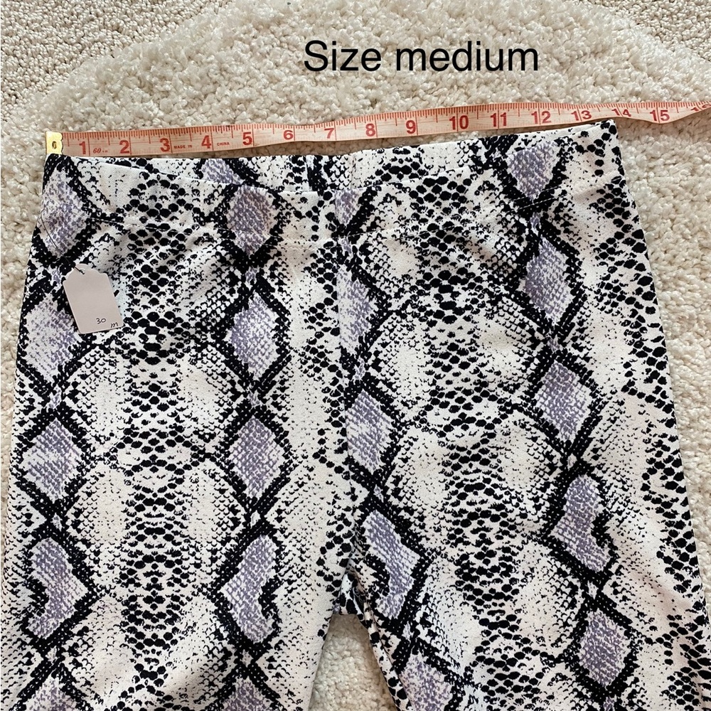 Biker shorts snakeskin animal print small medium large NWT - Picture 11 of 16